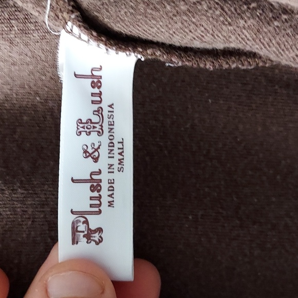 Plush & Lush long sleeve jacket brown w/ zipper & snaps measurements in descript - Picture 7 of 11